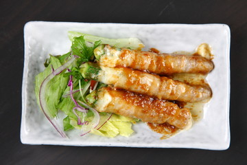 オクラのチーズ肉巻き