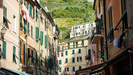 Fototapeta na wymiar streets of Vernazza