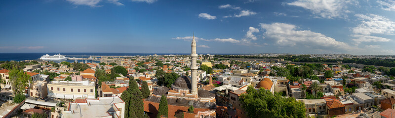 Fototapeta na wymiar Panoramic view over Rhodes town, View of Suleymaniye Mosque, Greece