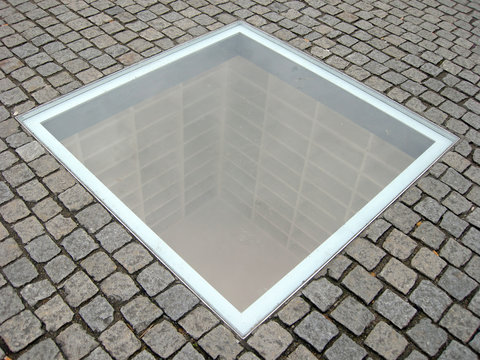 Berlin, Mahnmal gegen B&uuml;cherverbrennung