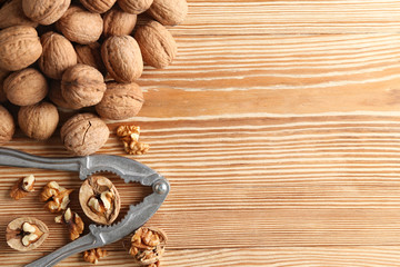 walnut and nut peeling tools