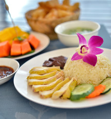 Hainanese Chicken Rice - Hainan style steamed chicken eat with rice
