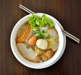 fish ball noodles