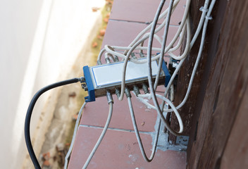 Cable television system by wire with cable signal splitter