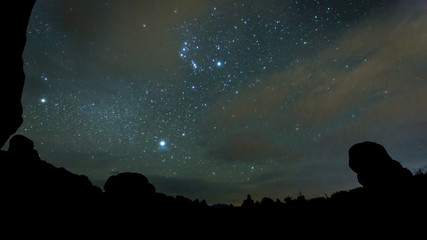 Fototapeta na wymiar Star sky at arches national park