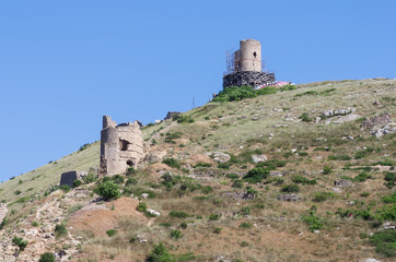 Fototapeta premium The ruins of an ancient fortress. Russia, Republic of Crimea, Balaclava. 11.06.2018: The ruins of Chembalo fortress in Balaclava