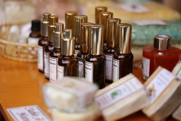 bisutería de mercadillo 