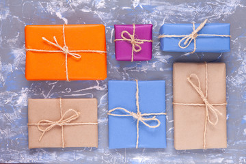 Gift packages in jute paper