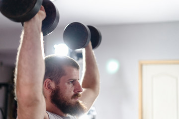 shoulder press with dumbbells