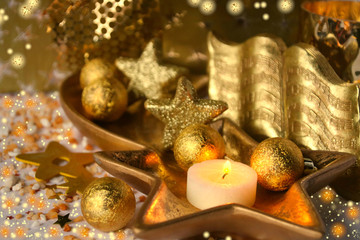 weihnachtsdeko in gold