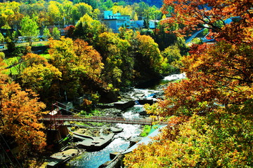 北海道、札幌市、定山渓温泉の紅葉の風景