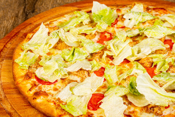 Pizza Caesar with chicken