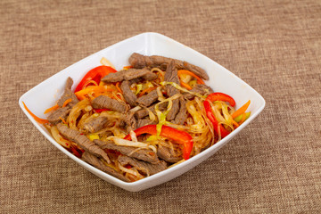 Glass noodle with beef and vegetables