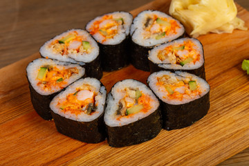 Roll with prawn and eel