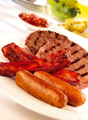 MIXED BBQ MEATS