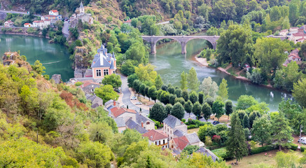 vue générale du village d'Ambiante, Tarn, Occitanie, France - obrazy, fototapety, plakaty