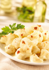 CAULIFLOWER CHEESE