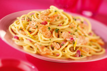 SPAGHETTI WITH SALMON