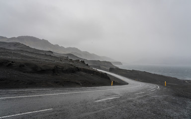 Droga wulkaniczna © HTKmedia