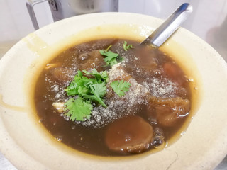 Braised Fish Maw in Red Gravy