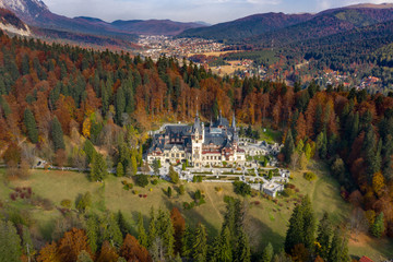 Obraz premium Aerial view of Peles Castle in Sinaia, Romania