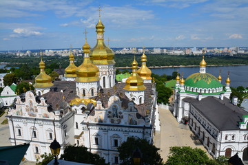 Fototapeta na wymiar Vue Panoramique Laure des Grottes Kiev Ukraine