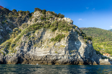 Naklejka premium Rocks in Cinque Terre, Italy