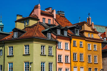 Obraz premium Ancient colorful townhouses in Old town in Warsaw