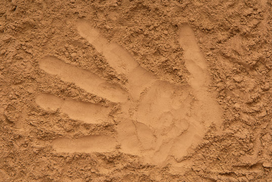 yellow sand, pattern of palm, trace of hand, hand impression, imprint of hand