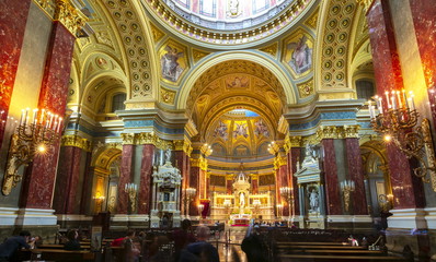 Fototapeta na wymiar St. Stephen's Basilica interior, Budapest, Hungary