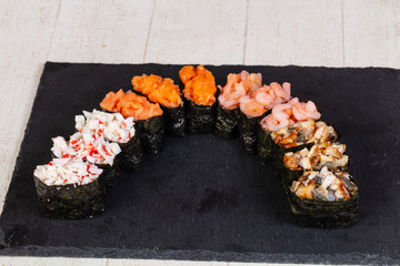 Gunkan sushi set