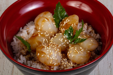 Rice with scallops