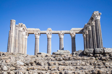 Fototapeta premium Roman Temple of Evora, also referred as Temple of Diana, in evora, portugal