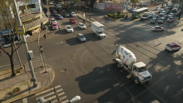 Time-Lapse of Traffic in Mexico City (Ciudad de Mexico D.F.) with a lot of pink taxis. Street: Avenida Cuitl&radic;&deg;huac, Col de Gas