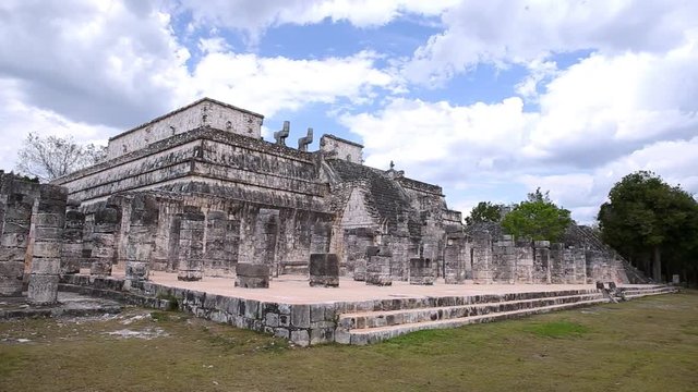 Temple of warriors and a thousand pillars in Chichen Itza, Yucatan