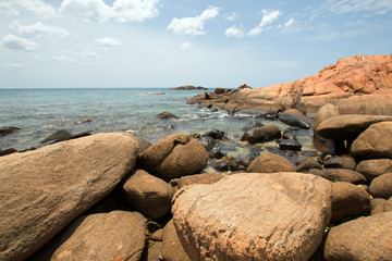Fototapeta na wymiar Boulders on Pigeon Island National Park just off the shore of Nilaveli beach in Trincomalee Sri Lanka