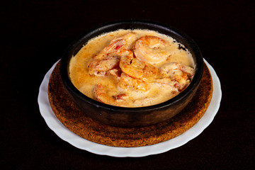 Baked prawn in cream sauce
