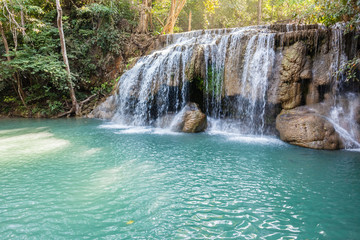 Fototapeta na wymiar Azure Erawan waterfall