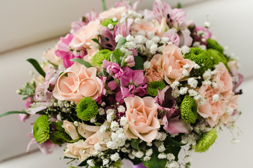 the bride's bouquet, wedding flowers, 