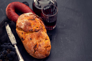 cornbread with chourico and red wine