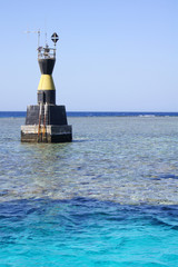 Obraz premium lighthouse on sea