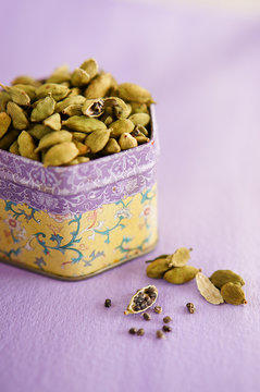 Cardamom in tin