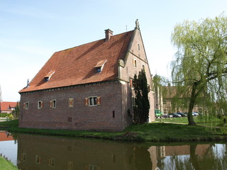 Fototapeta premium Schloss Raesfeld - Nebengebäude