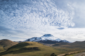 Fototapeta premium Cayambe snowmountain