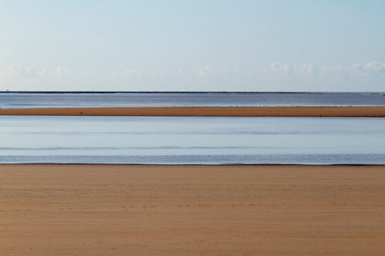 France, mouth of the Loire, the foreshore at low tide.