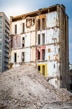 Demolition of an old building during an urban renovation