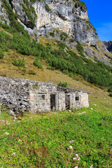 Verlassene Schochenalpe in den Allgäuer Alpen