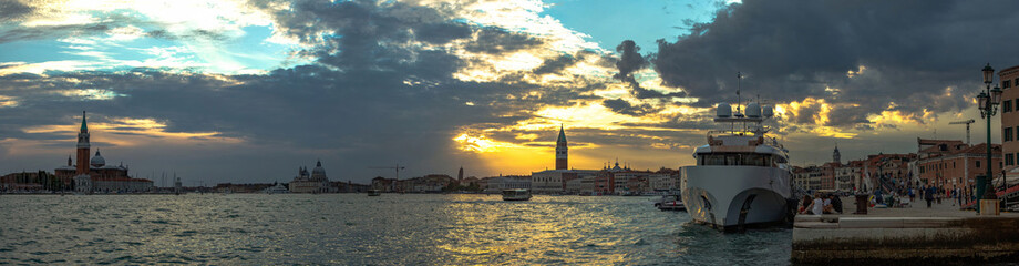 Fototapeta na wymiar Italy beauty, breathtaking Venice seafront, Venezia