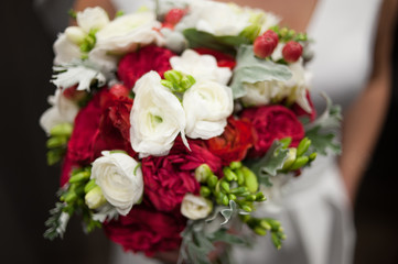 Beautiful bride big wedding bouquet