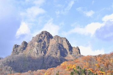 紅葉シーズンの定山渓天狗岳